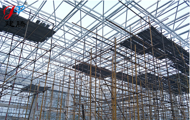 西航二中體育館網架屋面