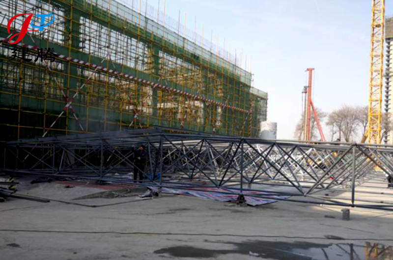 西航二校辦公樓，食堂及活動中心屋面網架工程